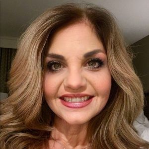 Meet your Posher, Llina